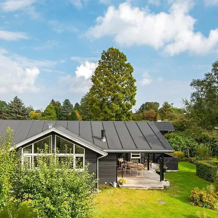 Holiday home 5 Person In Malling